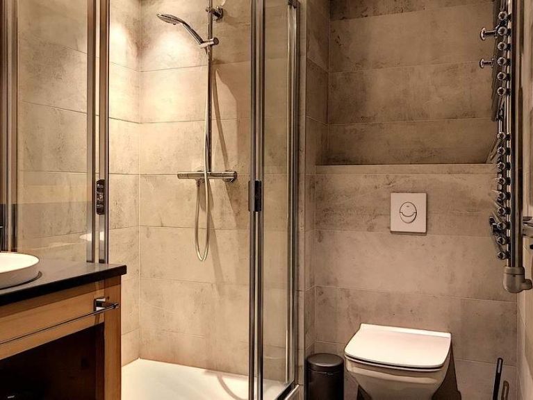 Chalet Caseblanche Carcosa met houtkachel en sauna