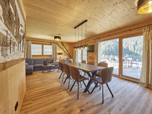 Chalet-appartement AlpenParks Rehrenberg met prive-sauna, max. 6 volw. + 2 kinderen - 6-8 personen