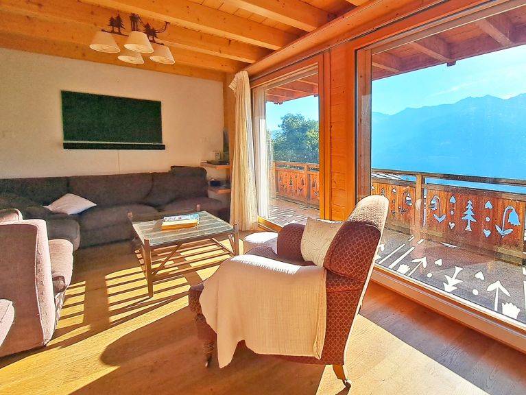 Chalet Mountain Star