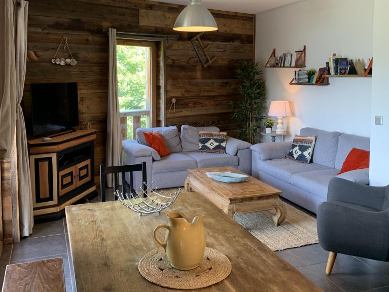 Chalet-appartement de Louis met buiten-whirlpool