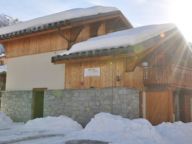 Chalet Loriquet Jaune-16