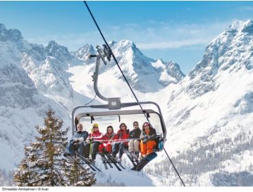 Skidorp Gezellig en pittoresk wintersportdorp met veel mogelijkheden-3