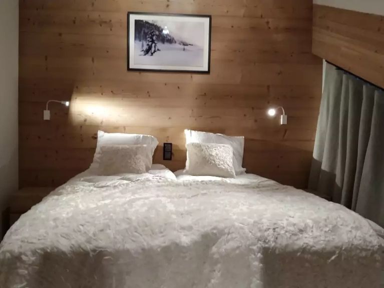 Chalet Caseblanche Selini met houtkachel en sauna