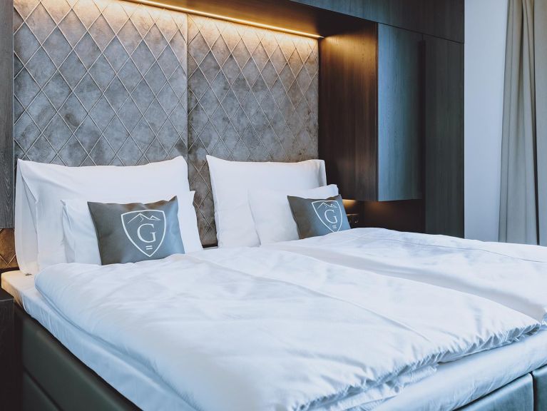 Appartement Glemm by Avenida Penthouse met bergzicht privé-sauna en whirlpool