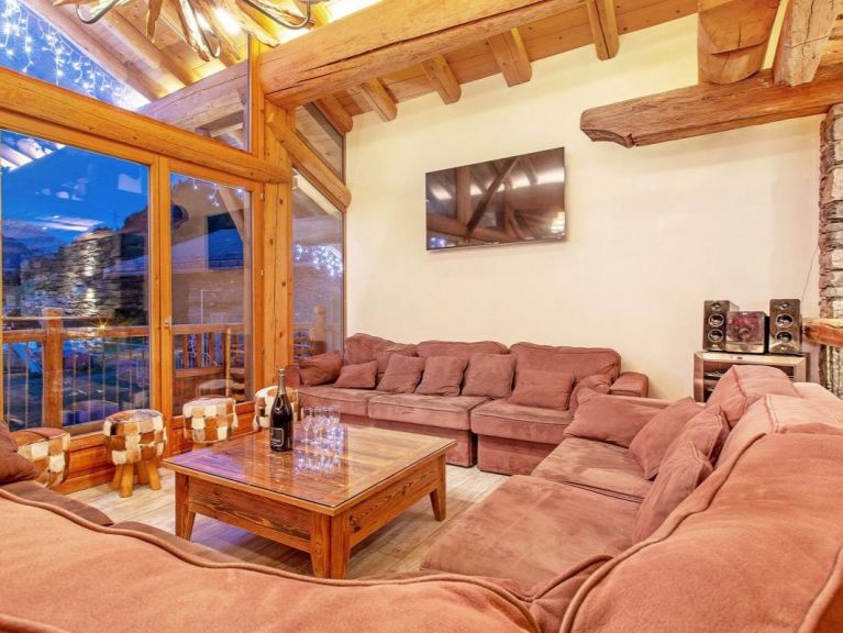 Chalet de Ferme Farmhouse + Perle des Neiges