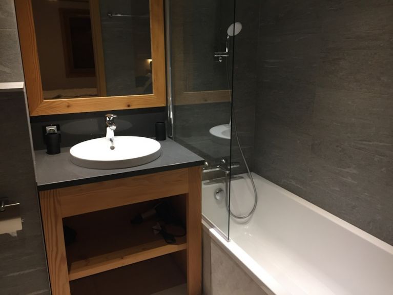 Chalet Caseblanche Corona met houtkachel, sauna en whirlpool