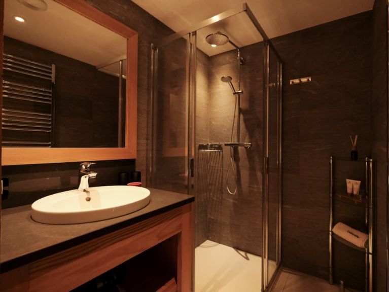 Chalet Caseblanche Corona met houtkachel, sauna en whirlpool