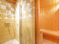 Chalet Père Marie met buiten-whirlpool  en sauna-21