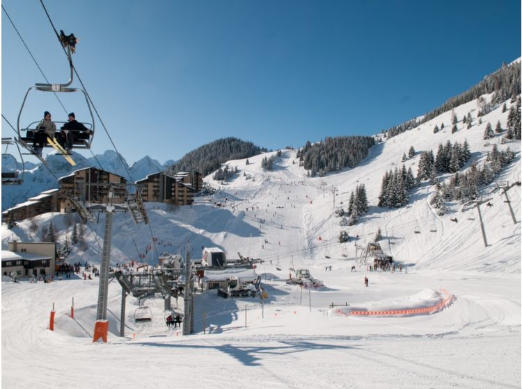 Skidorp Knus en familievriendelijk dorp in Alpe d'Huez-1
