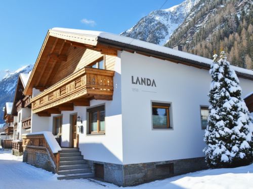 Chalet Landa