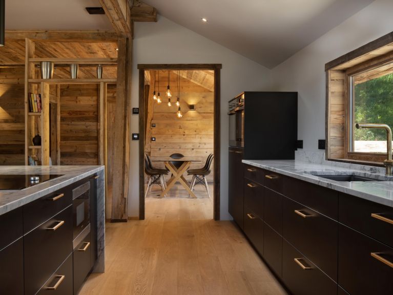 Chalet Ferme du Rys met buiten-whirlpool, zondag t/m zondag
