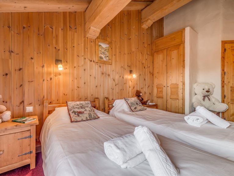 Chalet-appartement Gypaete met buiten-whirlpool