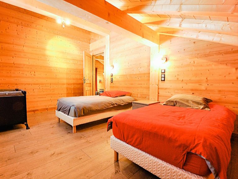 Chalet Le Bois Brûlé met privé-sauna en buiten-whirlpool