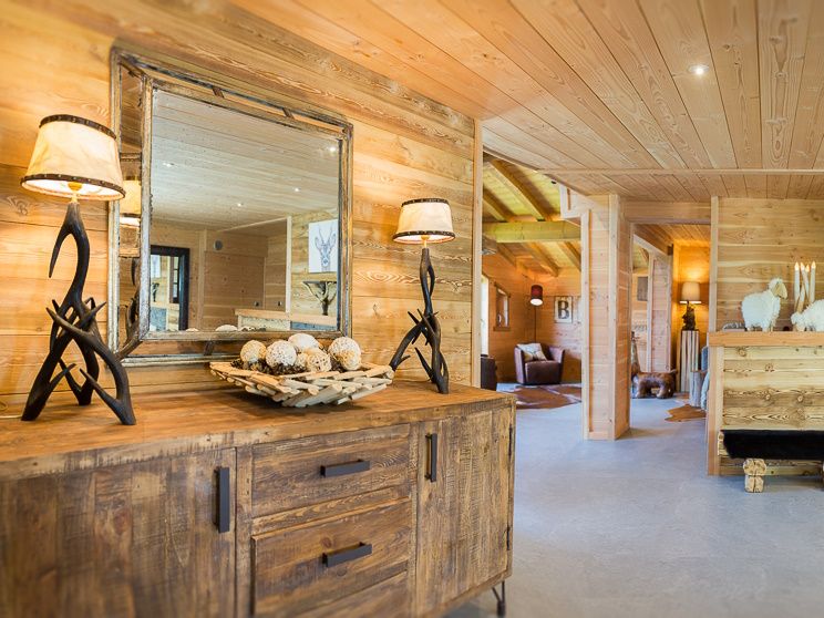 Chalet-appartement Le Savoyard met buiten-whirlpool