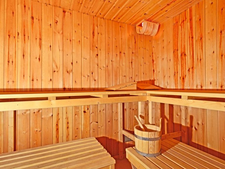 Chalet Les Etoiles met sauna en buiten-whirlpool