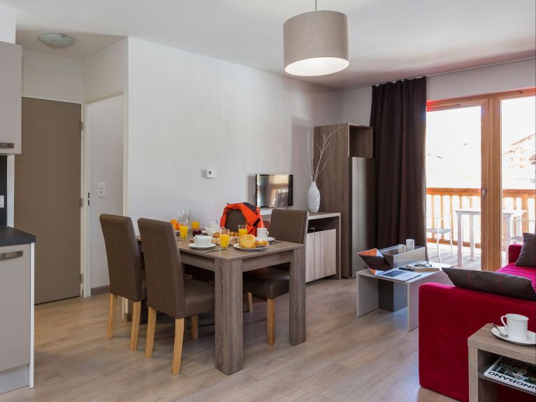 Appartement Front de Neige met cabine