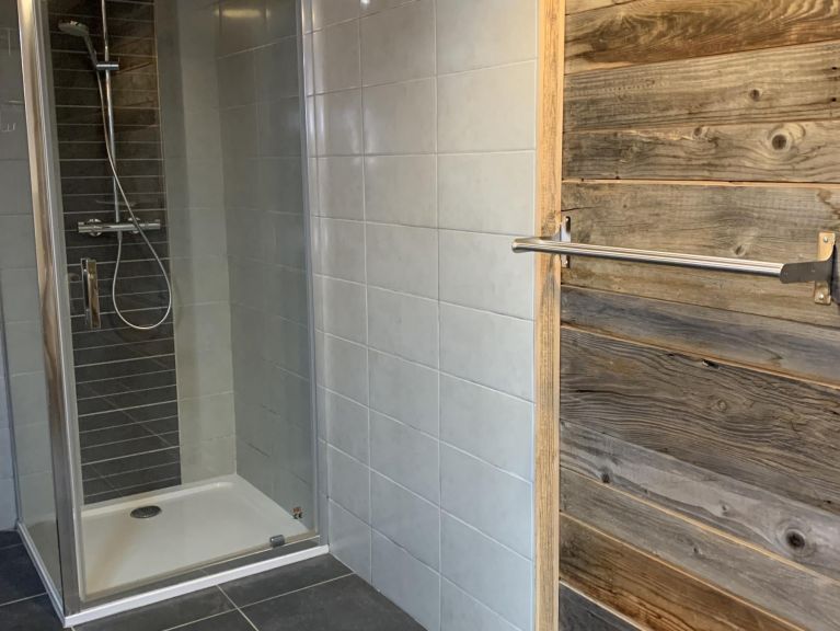 Chalet-appartement de Louis met buiten-whirlpool