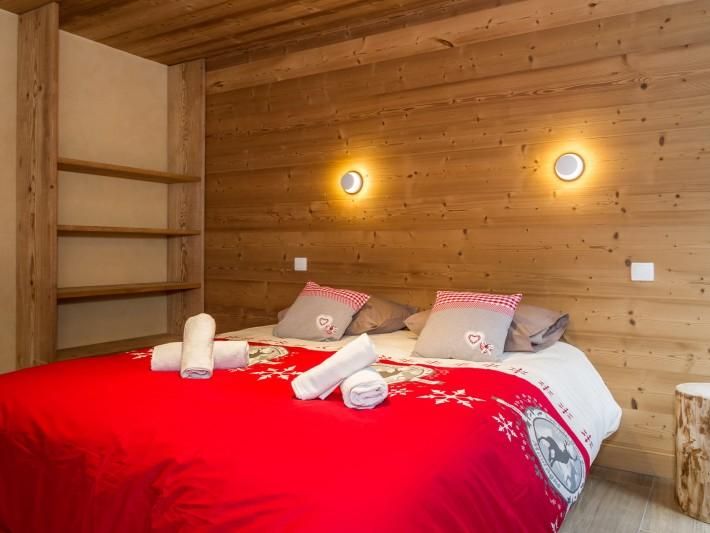 Chalet Les Bucherons met buiten-whirlpool