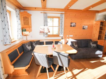 Chalet-appartement Skilift met privé-sauna-2