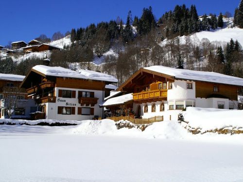 Chalet Silian inclusief catering 18 24 personen Salzburgerland