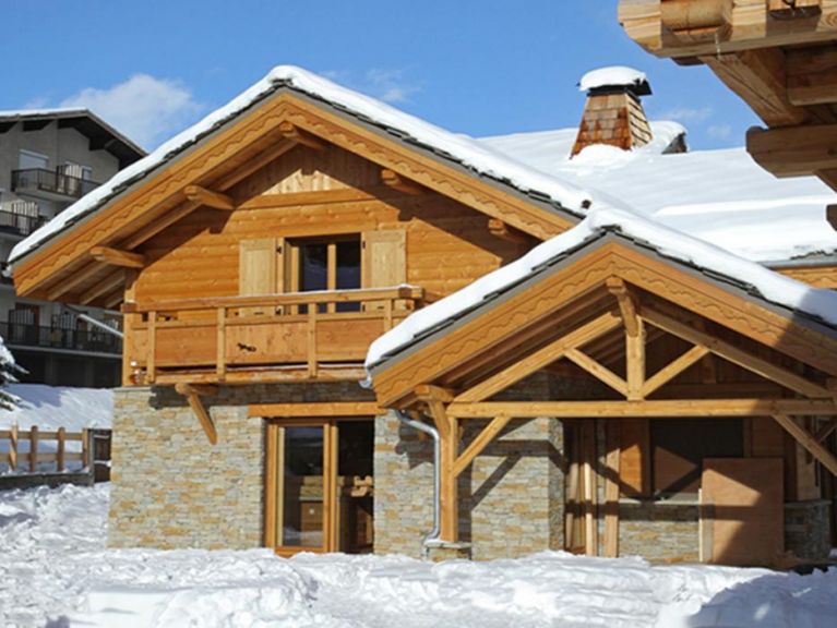 Chalet Le Renard Lodge met privé zwembad en sauna