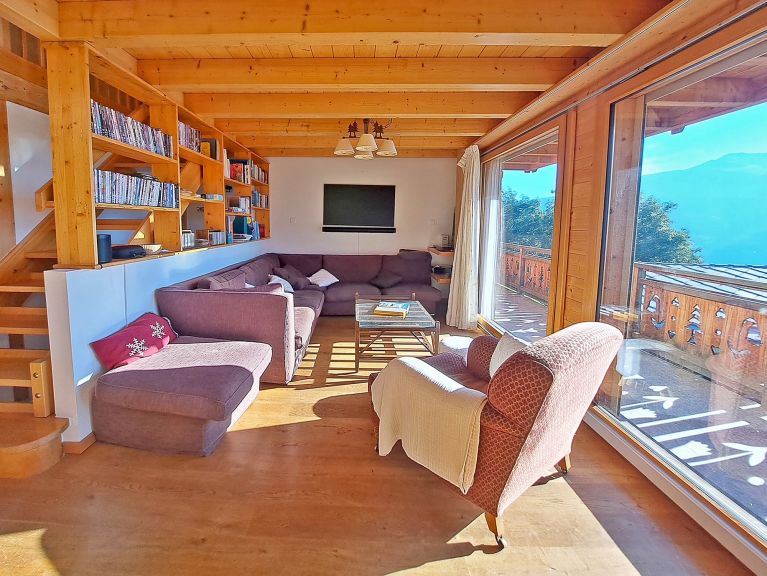 Chalet Mountain Star