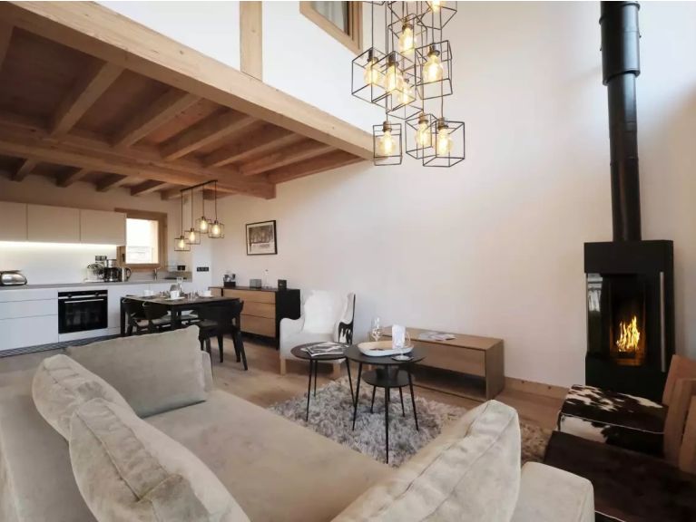 Chalet Caseblanche Selini met houtkachel en sauna
