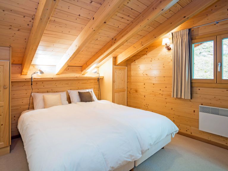 Chalet Mountain Star