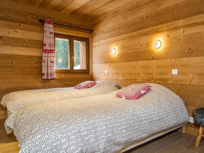 Chalet Les Bucherons met buiten-whirlpool