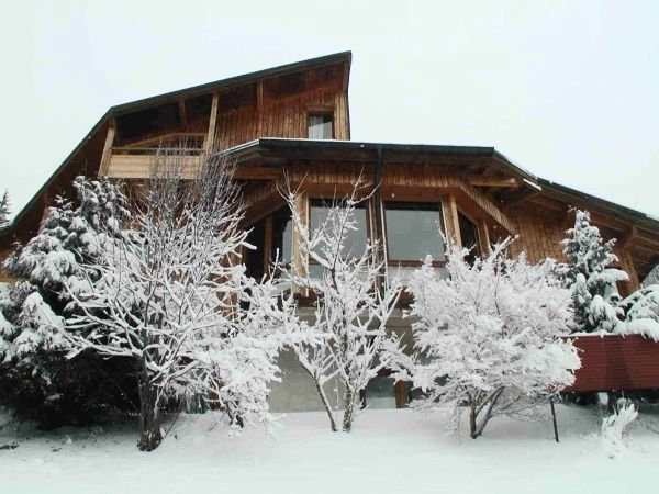 Chalet La Couqueille met buiten-whirlpool