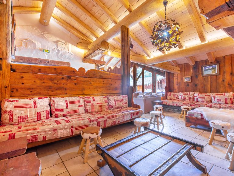 Chalet Père Marie met buiten-whirlpool  en sauna