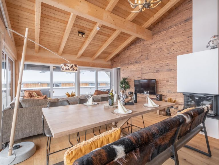 Appartement Am Kreischberg Penthouse met open haard en privé-sauna