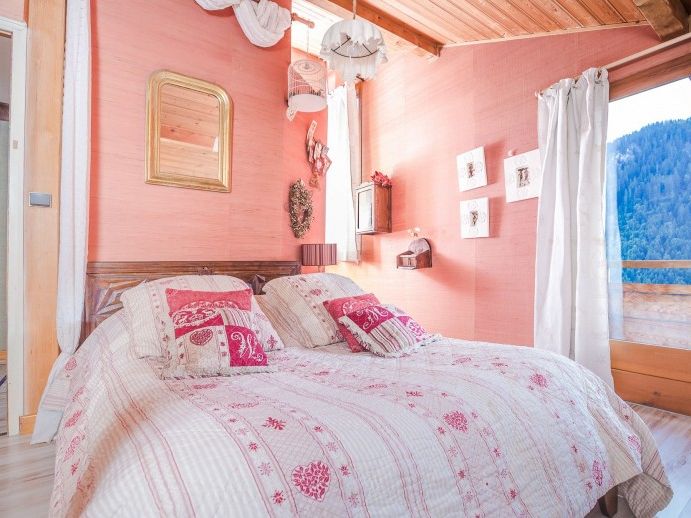 Chalet La Couqueille met buiten-whirlpool