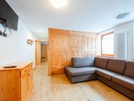 Chalet Mantel-4