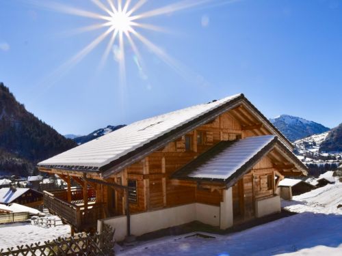Chalet Himalaya Lodge inclusief catering, zondag t/m zondag - 15 personen Chalet Himalaya Lodge inclusief catering, zondag t/m zondag - 15 personen