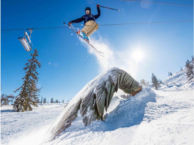 Skidorp Gemoedelijk wintersportdorp met gezellige après-ski-1