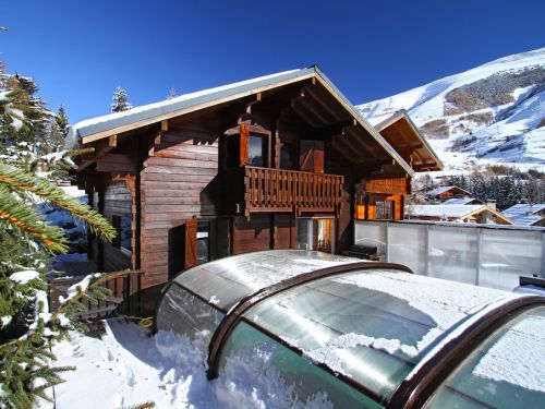 chalet-le-ponton-met-prive-zwembad-12-personen