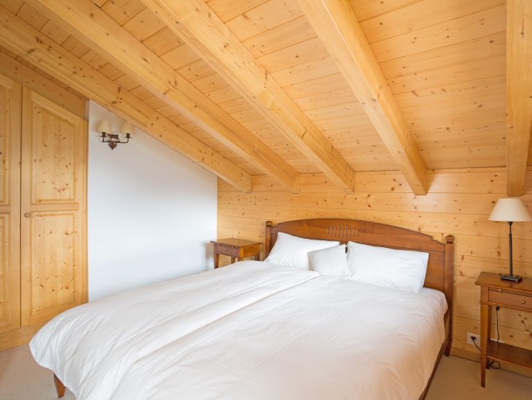 Chalet Mountain Star