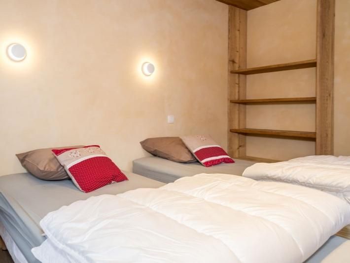 Chalet Les Bucherons met buiten-whirlpool