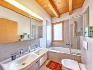 Chalet sur Piste met privé-sauna-15