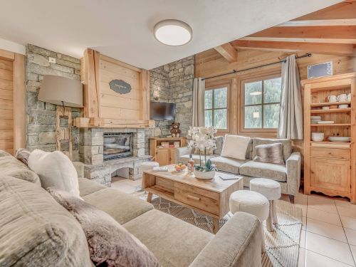 chalet-josephine-en-napoleon-josephine-met-buiten-whirlpool-10-personen