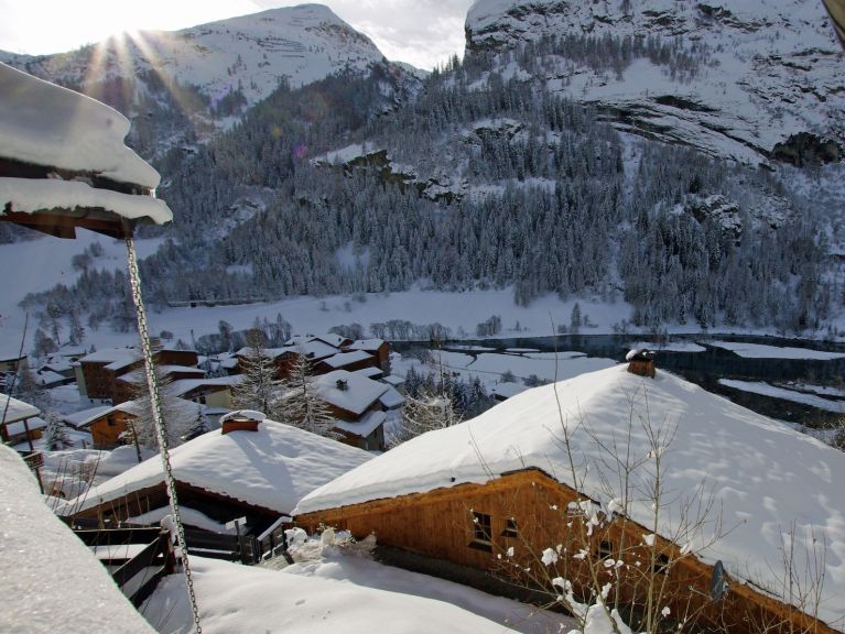 Chalet Zanskar met buiten-whirlpool