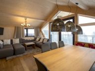 Chalet Reiteralm met outdoor hot tub-12