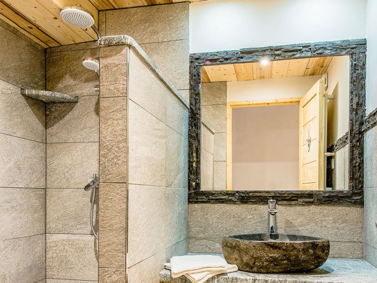 Chalet Le Pré combinatie Suzette + Rene, met 2 sauna's en 2 buiten-whirlpools