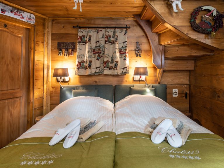 Chalet Le Hameau des Marmottes met familiekamer en sauna