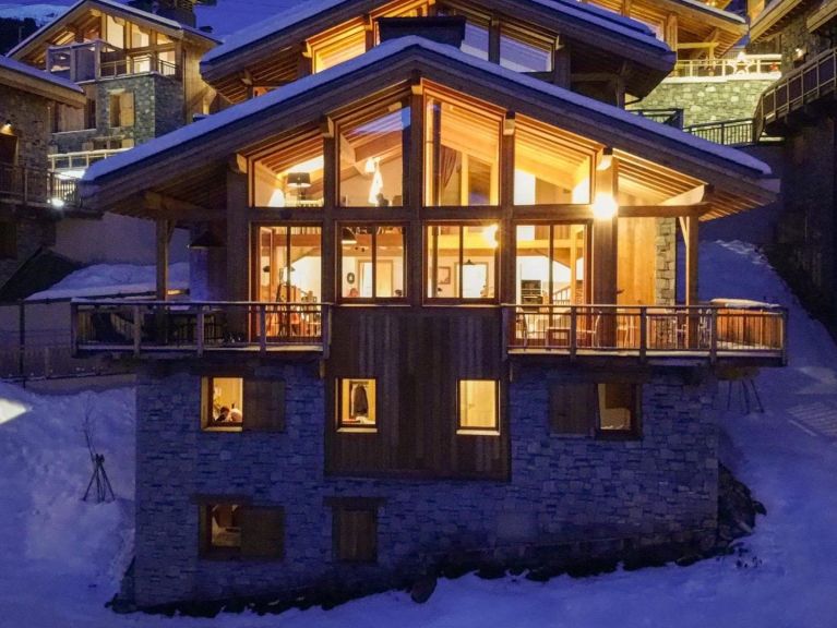 Chalet Caseblanche Eceel met houtkachel