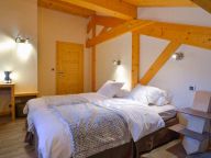 Chalet Les Frasses met privé-sauna en buiten-whirlpool-8