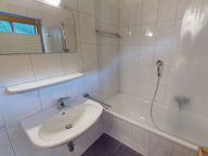 Chalet Schöneben Bauernhaus Oostzijde met sauna-20