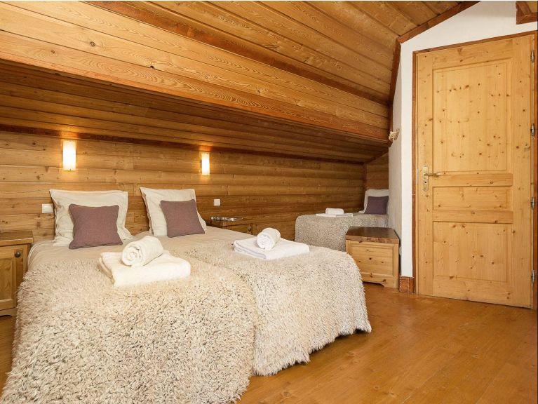 Chalet de L'Altiport Type DGB o.a. Anika B