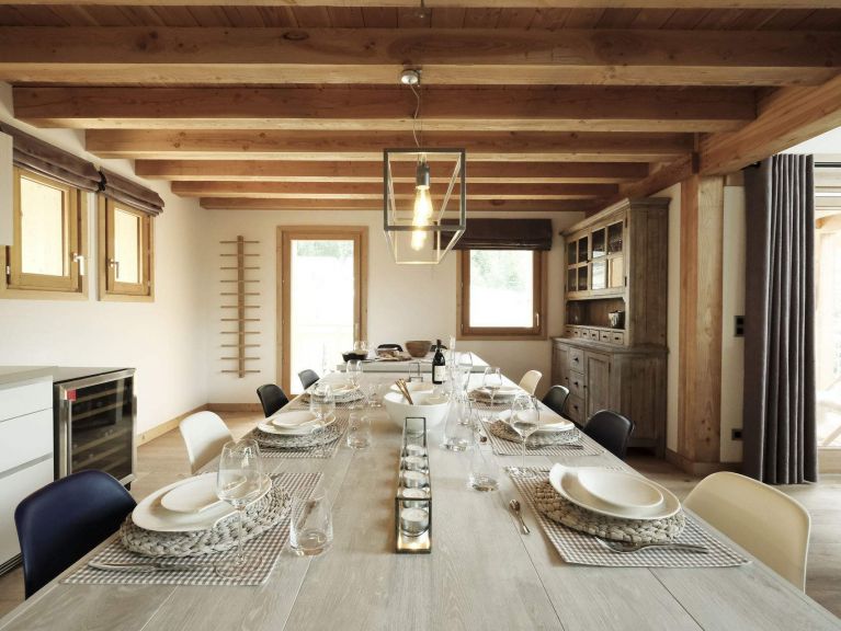 Chalet Caseblanche Luna met houtkachel, sauna en whirlpool